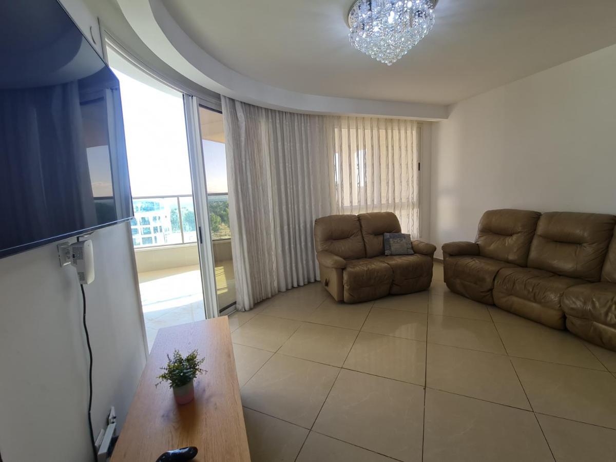 Apartment Luxury Royal Family With Pool